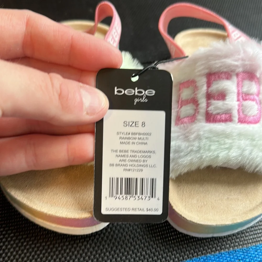 BEBE GIRLS TODDLER RAINBOW FUR SANDALS: NWT: SZ 8